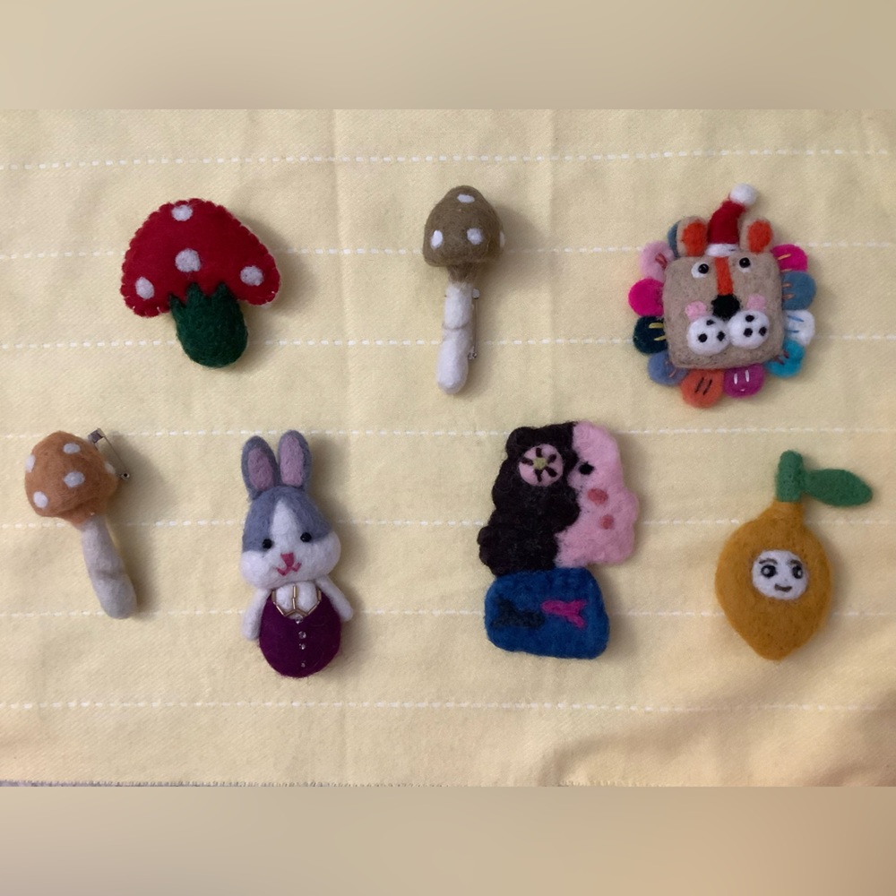Wool felt ornament, brooch